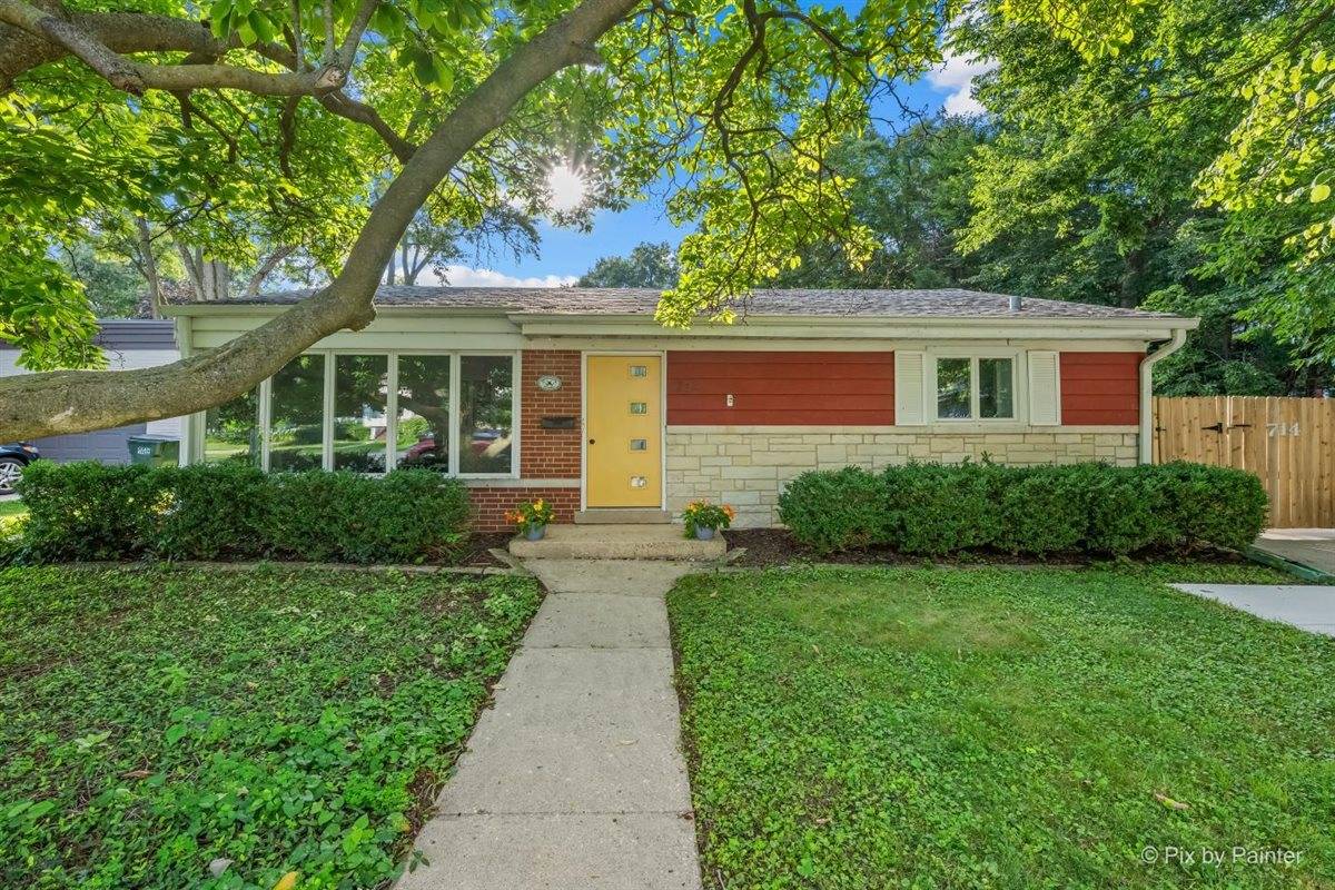 714 Western AVE, Glen Ellyn, IL 60137