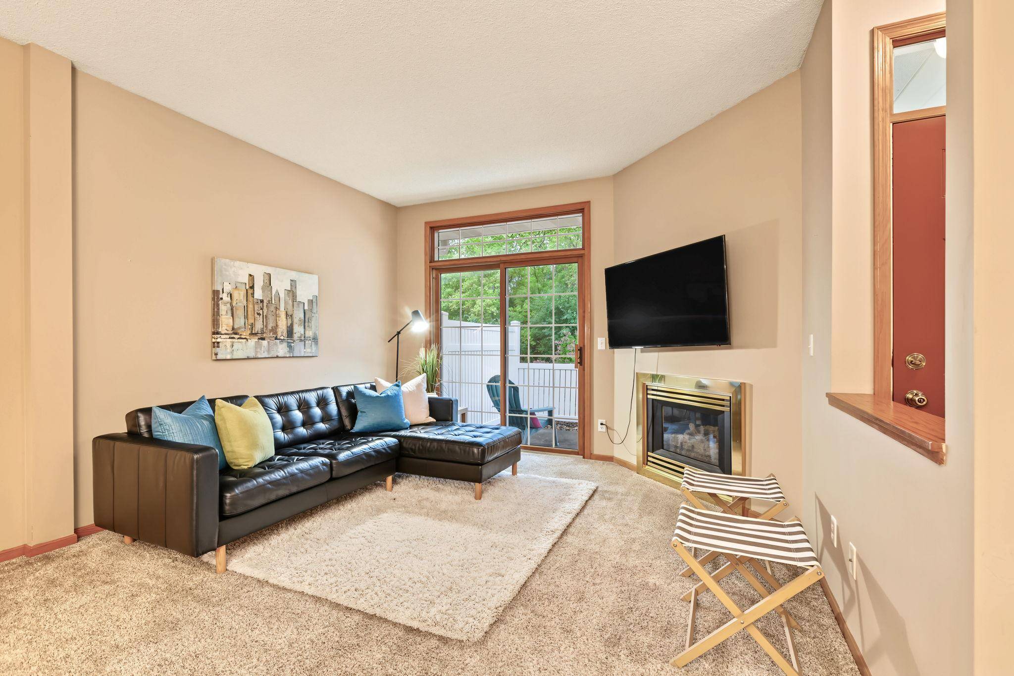 8399 Kimball DR, Eden Prairie, MN 55347