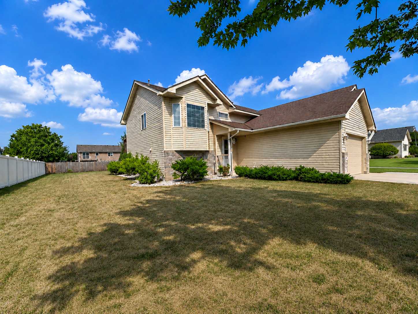 477 Shannon DR, Big Lake, MN 55309