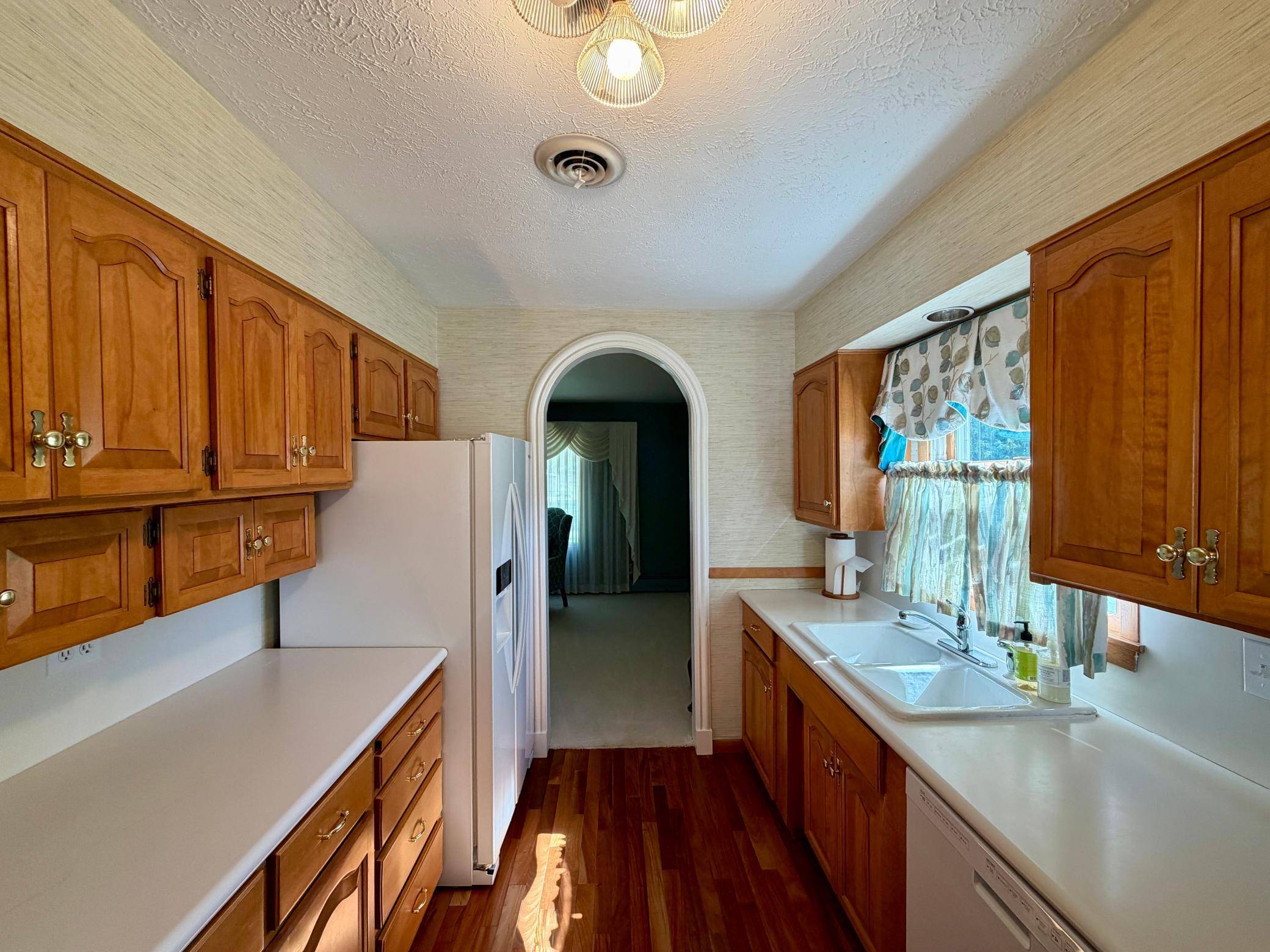 1117 1st ST S, Moorhead, MN 56560