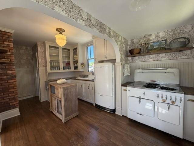 424 N Sibley AVE, Litchfield, MN 55355