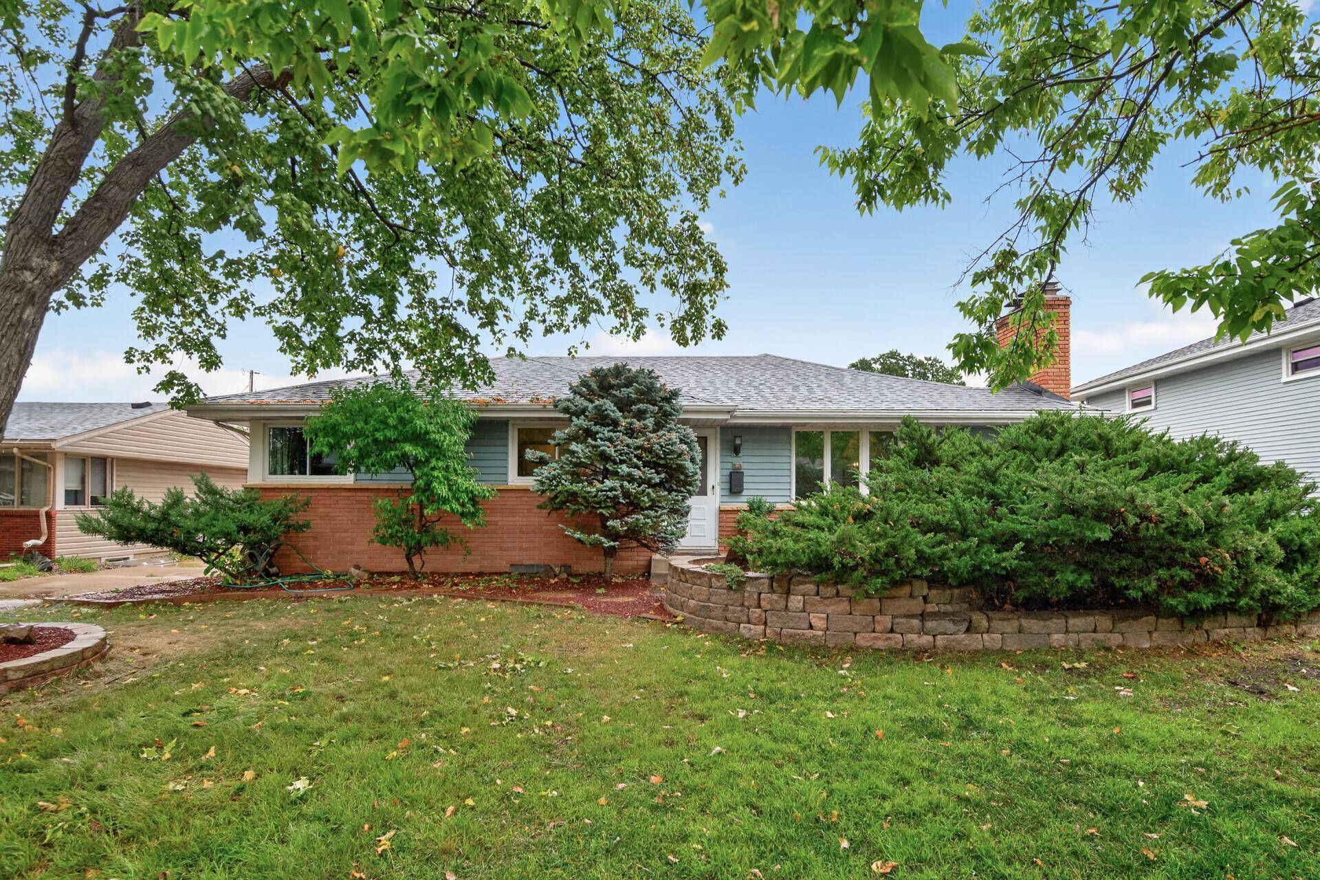 6221 Thomas AVE S, Richfield, MN 55423