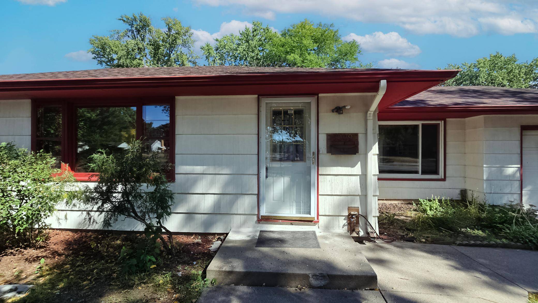 7009 12th AVE S, Richfield, MN 55423