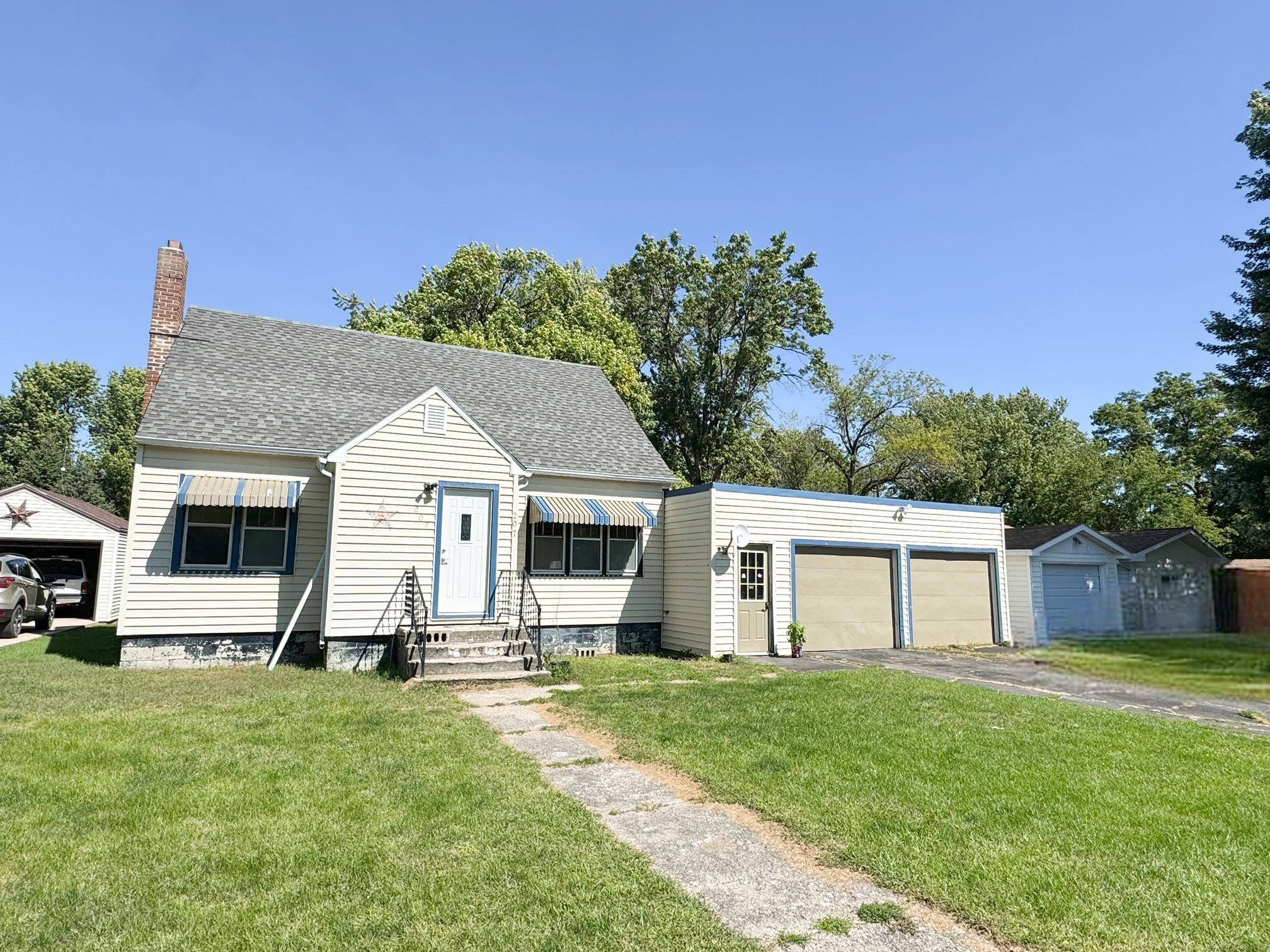 207 E Duroe ST, Jeffers, MN 56145