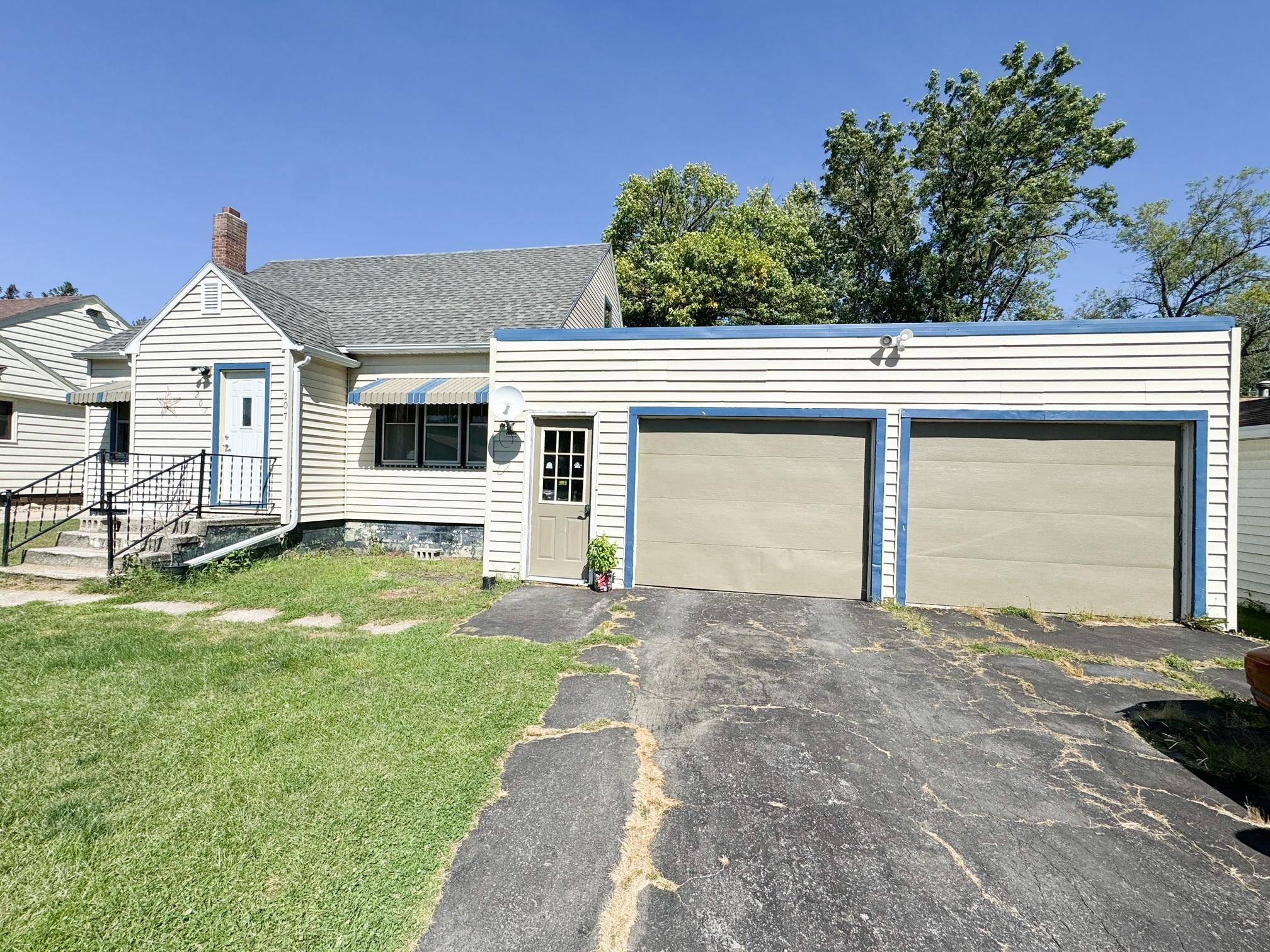 207 E Duroe ST, Jeffers, MN 56145