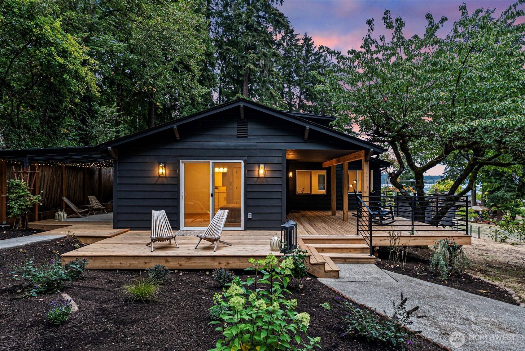 16268 Norum RD NE, Poulsbo, WA 98370