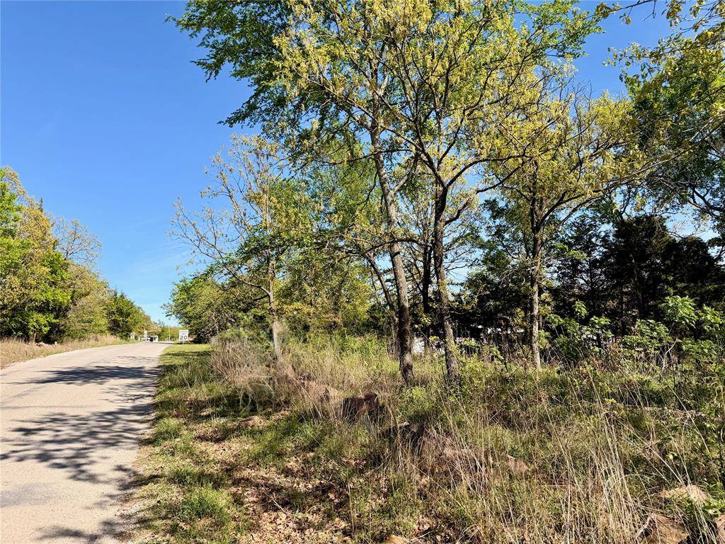Pine DR, Stigler, OK 74462