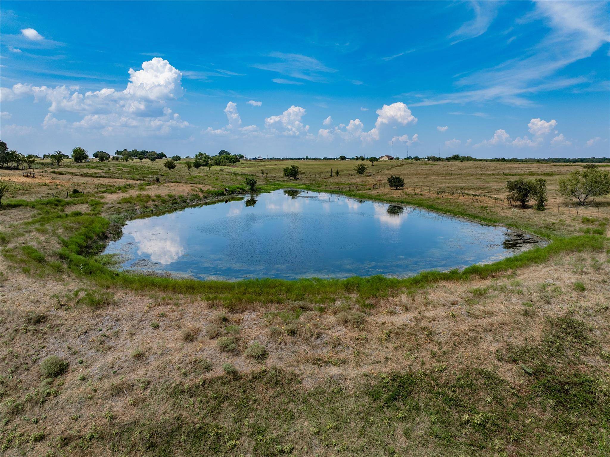 1105 Kruppa RD, La Grange, TX 78945