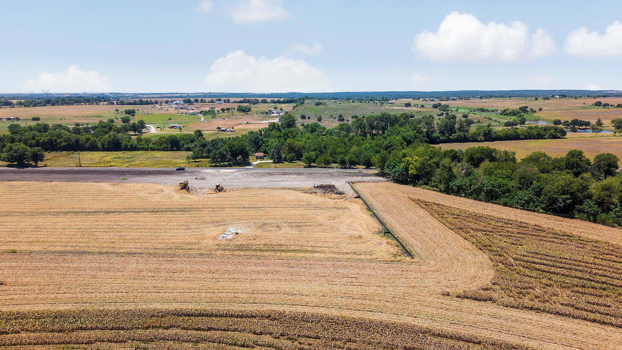 Lot 2 CR 330, Granger, TX 76530