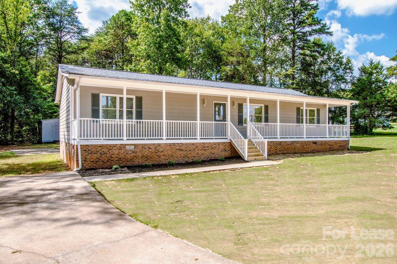 7730 Deer Track DR, Denver, NC 28037
