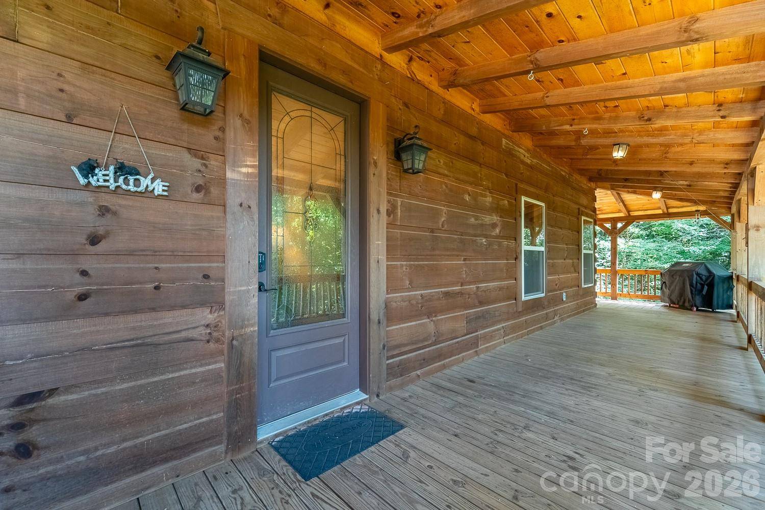 58 Indianola LN, Bryson City, NC 28713