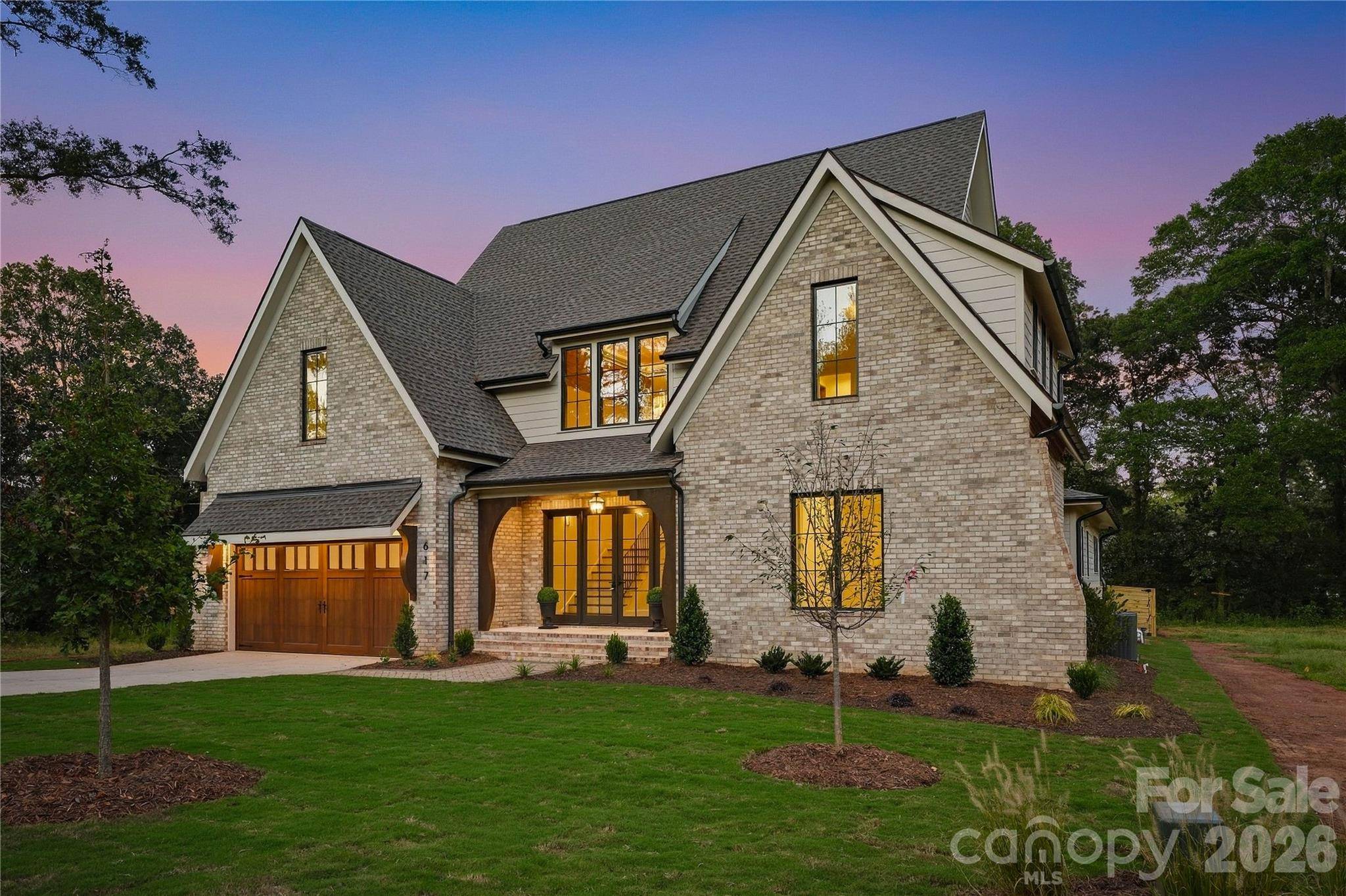617 Shelton ST, Charlotte, NC 28270