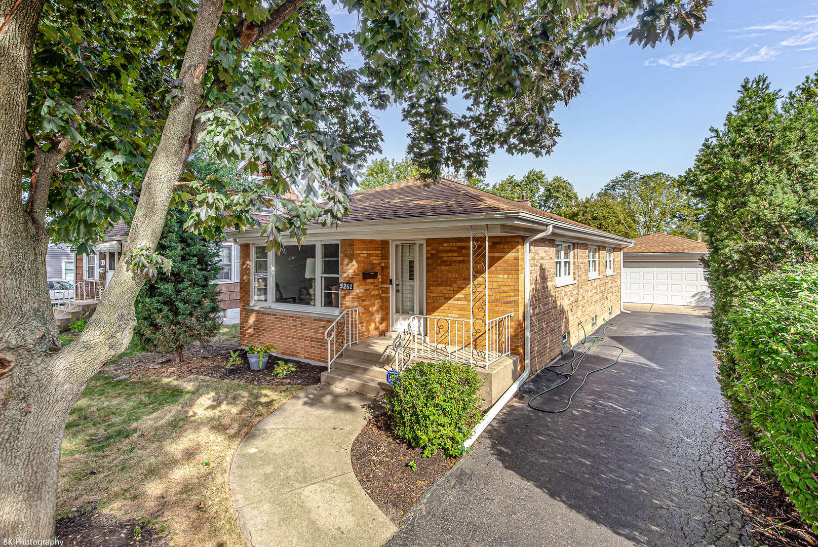5262 Alexander PL, Oak Lawn, IL 60453