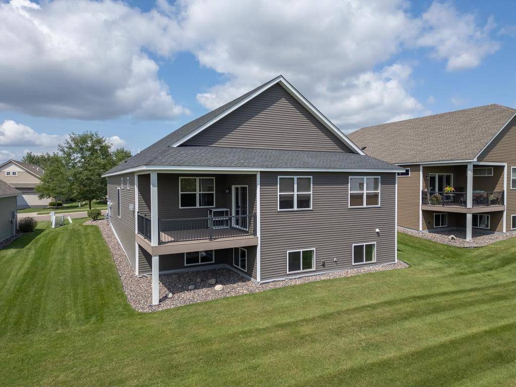 11516 Brookview DR, Maple Grove, MN 55311