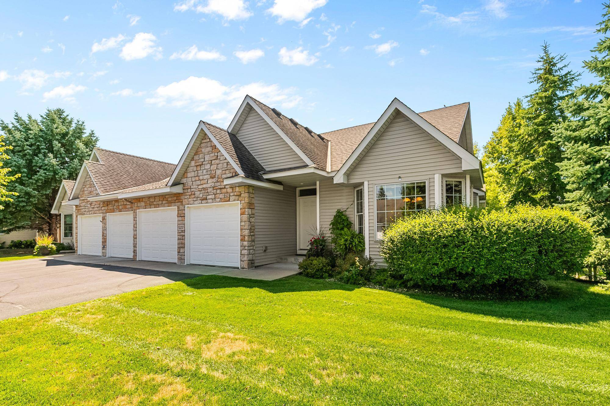 5237 141st ST N, Hugo, MN 55038