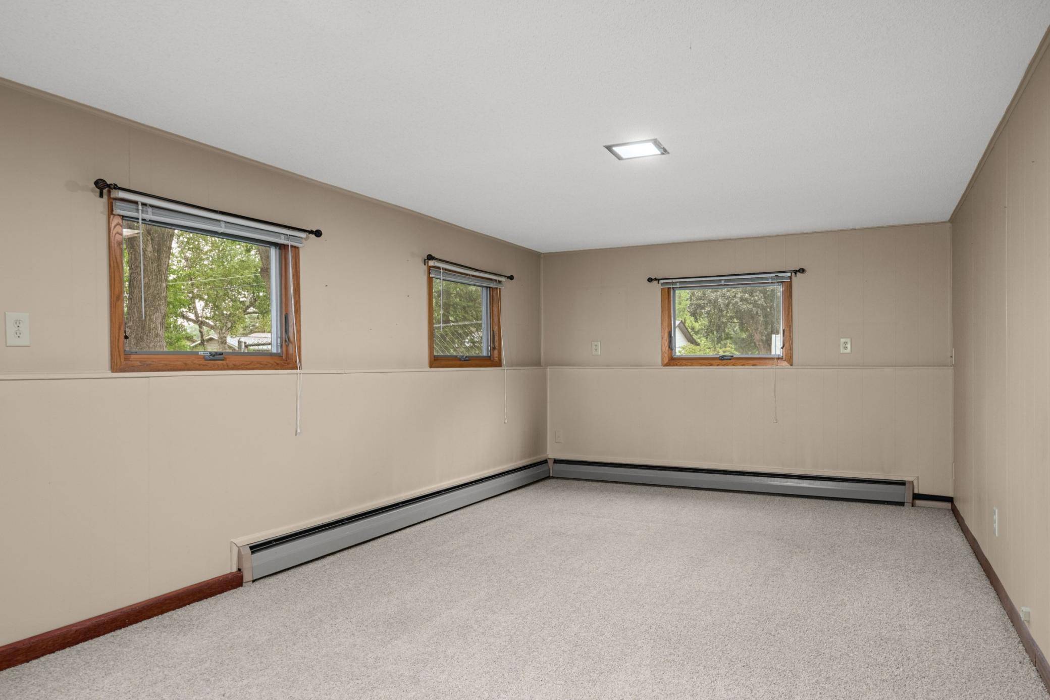 1326 21st ST W, Hastings, MN 55033