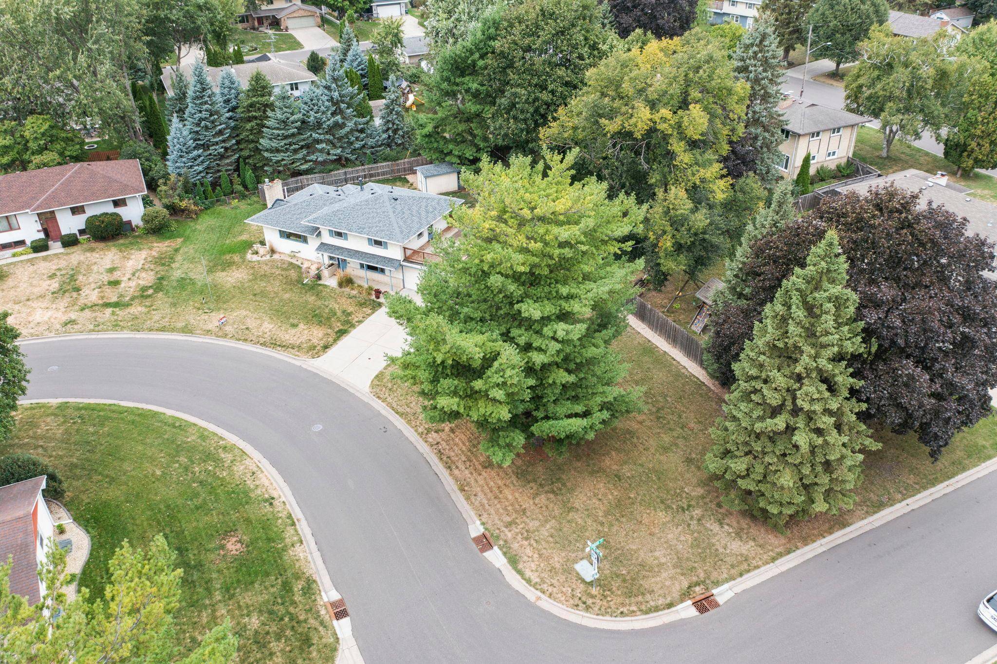 3200 Edward ST NE, Saint Anthony, MN 55418