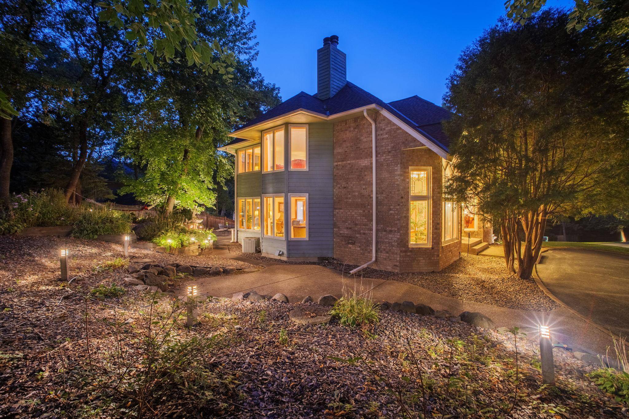 4166 Heatherton PL, Minnetonka, MN 55345