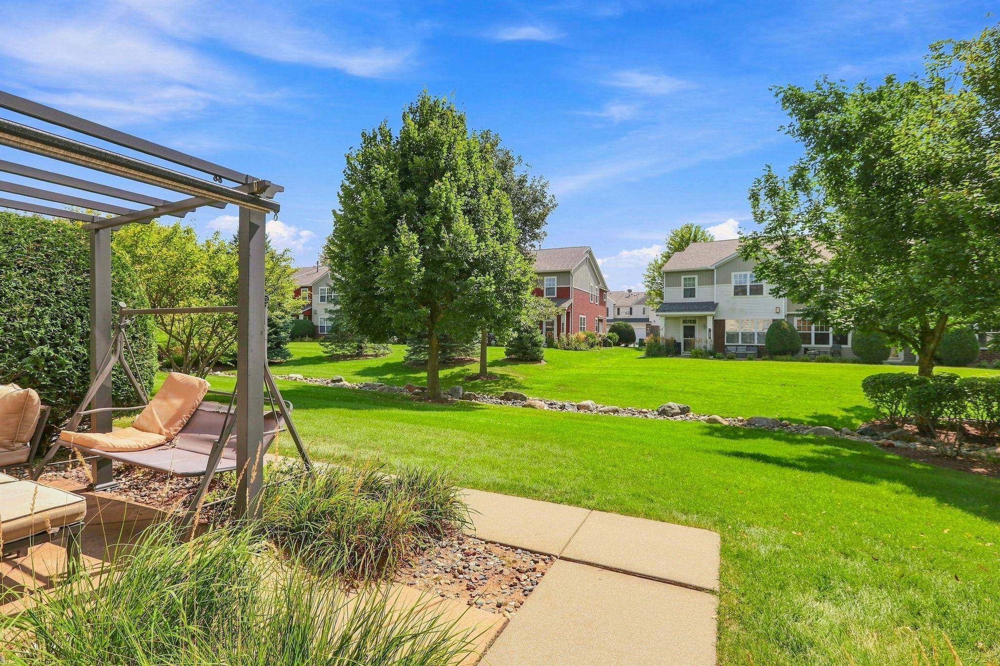 3395 Cherry LN #A, Woodbury, MN 55129