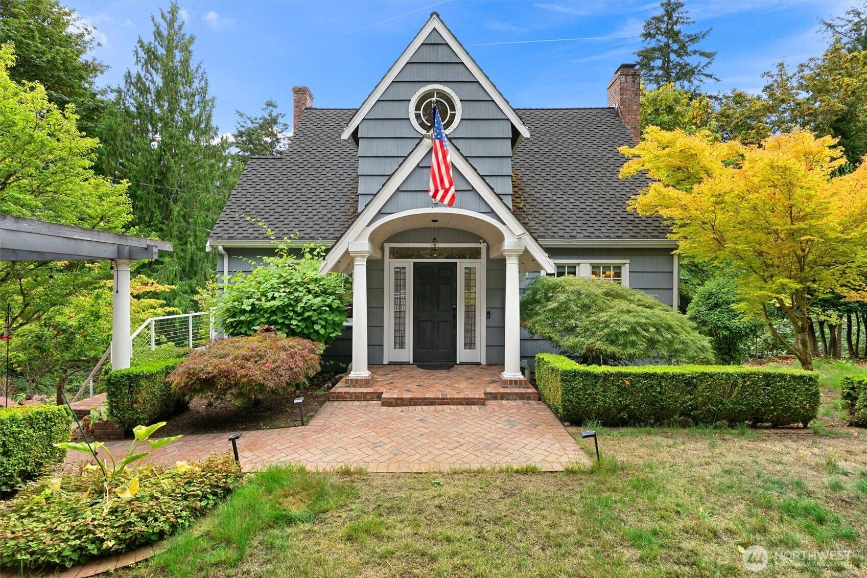 4943 Indian RD NE, Olympia, WA 98506