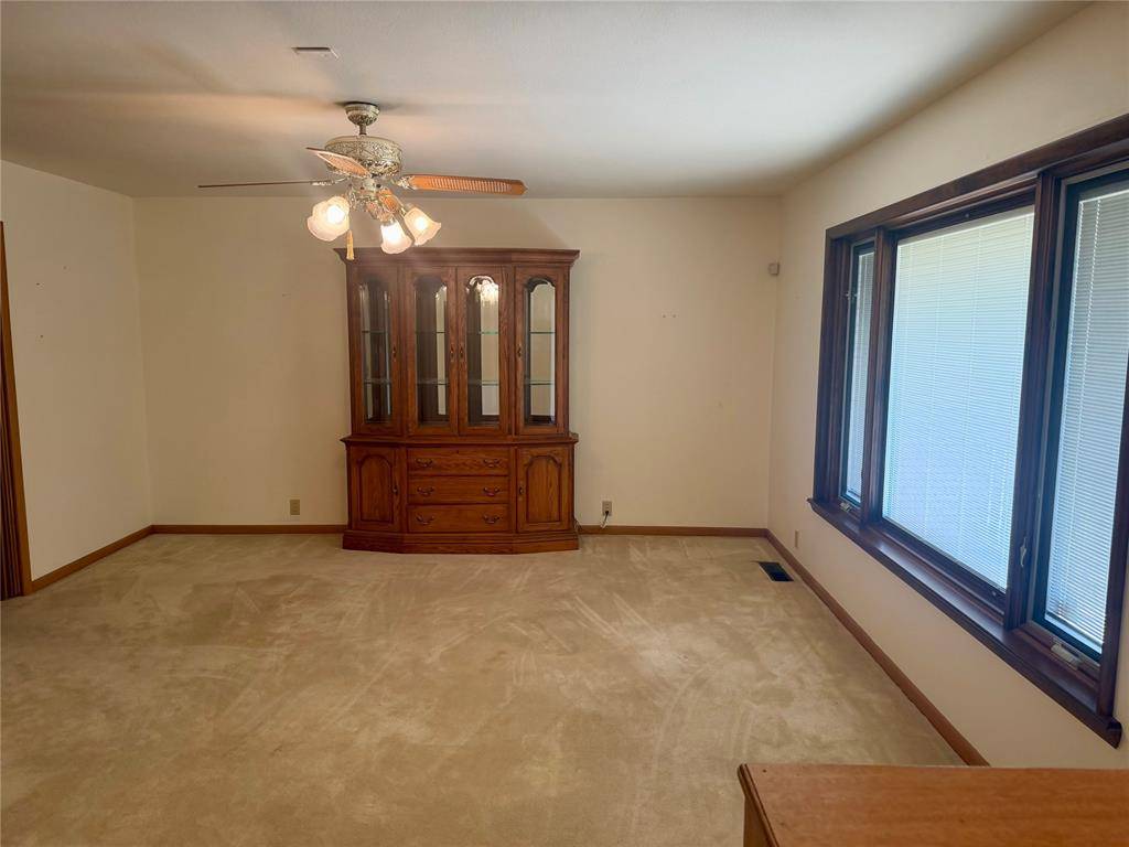 412 S 25th ST, Clinton, OK 73601