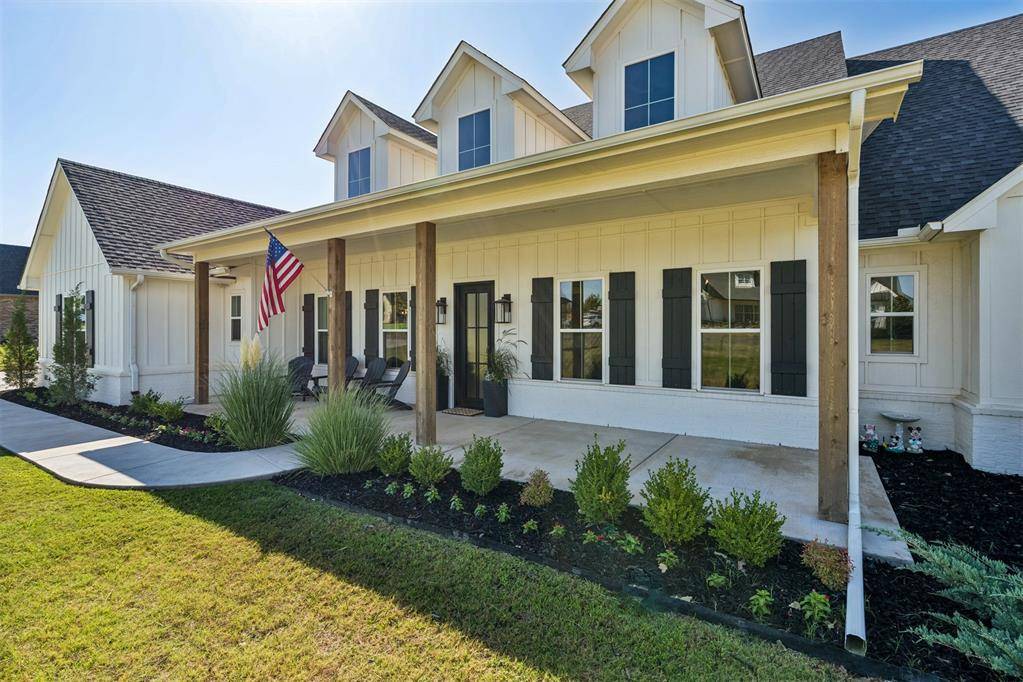 330 Old Farm RD, Edmond, OK 73034