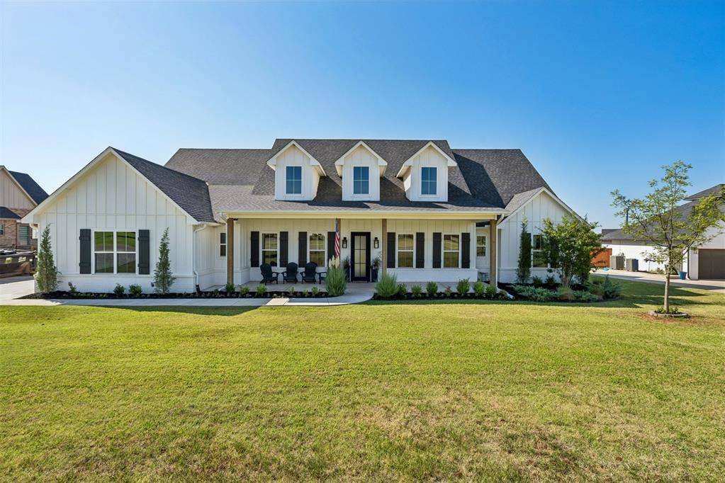330 Old Farm RD, Edmond, OK 73034