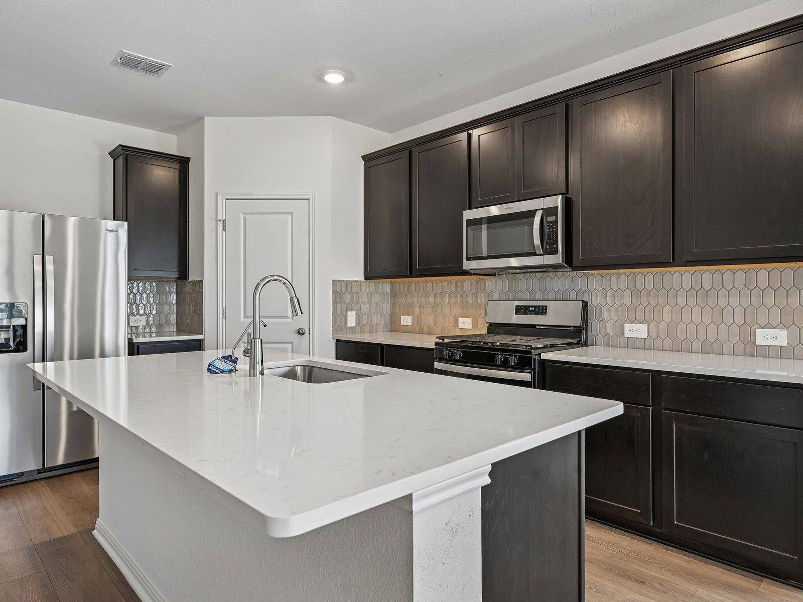 112 Woodbrook DR, Georgetown, TX 78674