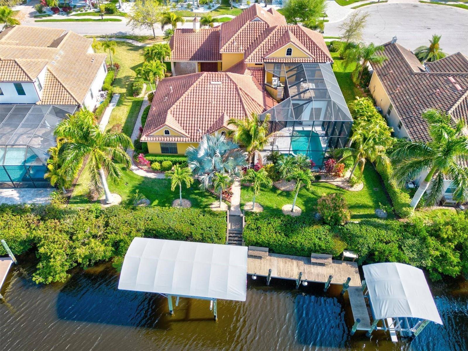 540 FORE DR, Bradenton, FL 34208