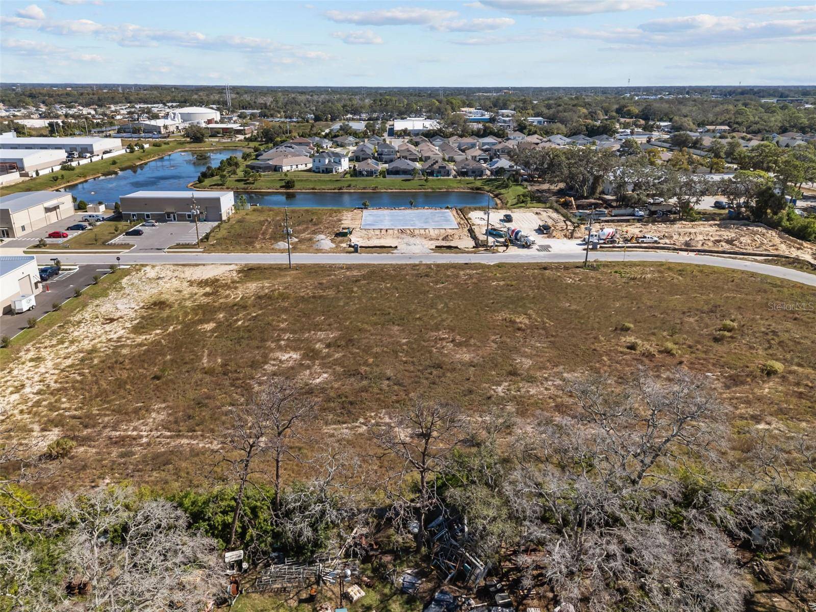 1498 NORTH BEND DR, Tarpon Springs, FL 34689