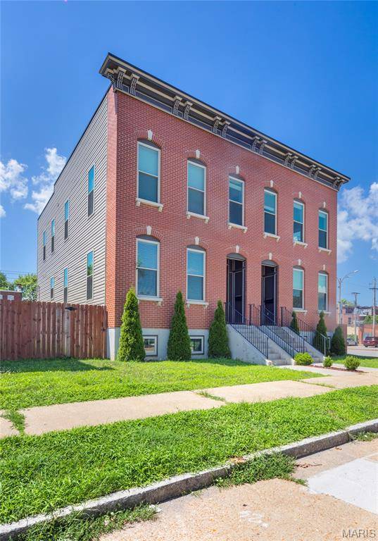 3433 Texas AVE, St Louis, MO 63116