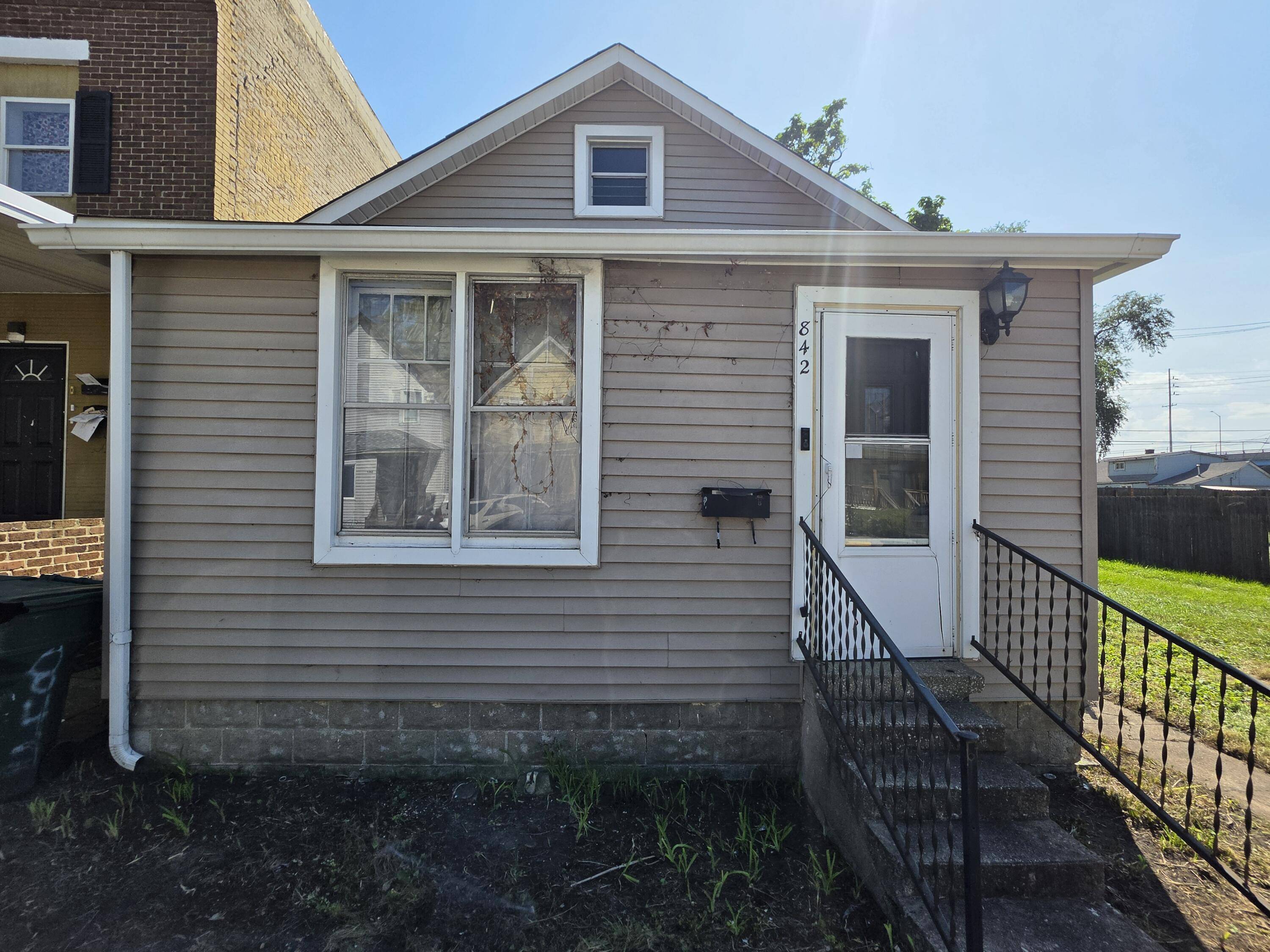 842 Indiana Street, Hammond, IN 46320