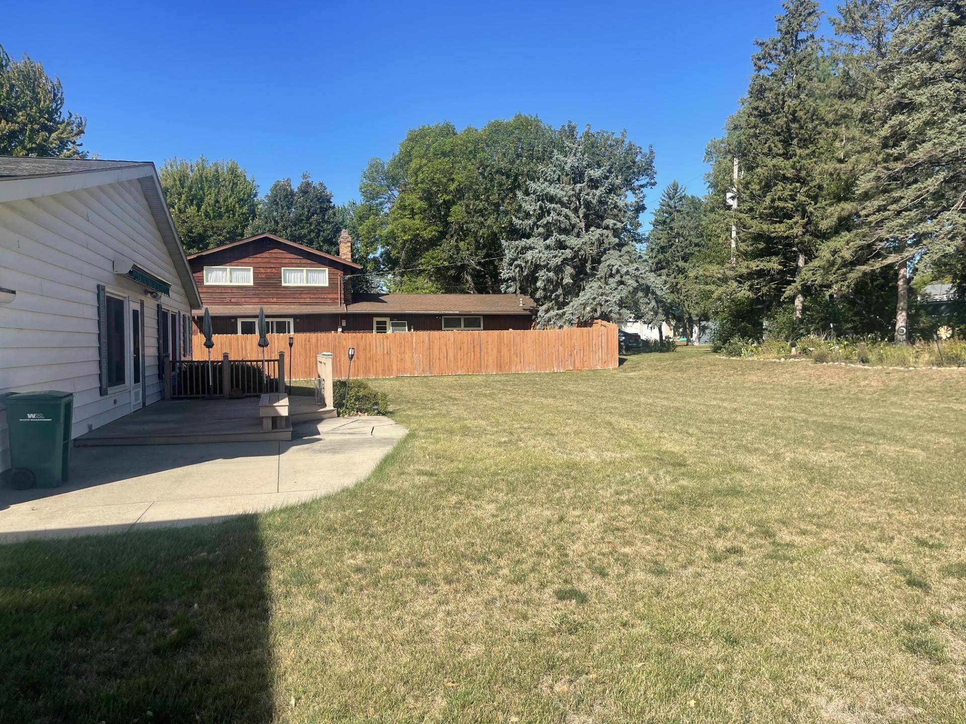 207 E Hollett ST, Tracy, MN 56175