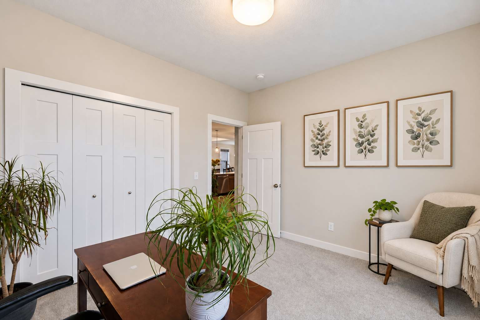4873 127th CIR NE, Blaine, MN 55449