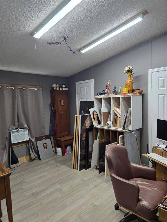 2901 Rolling Oaks Drive, Cleburne, TX 76031