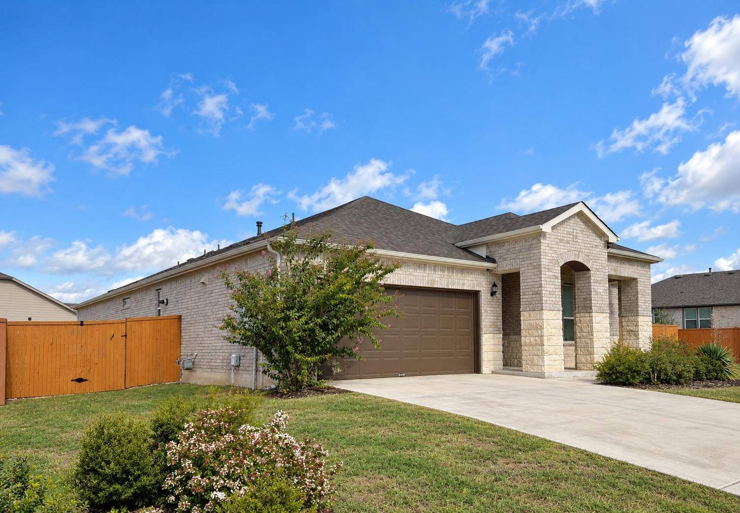 268 Fish Trap RD, Dripping Springs, TX 78620
