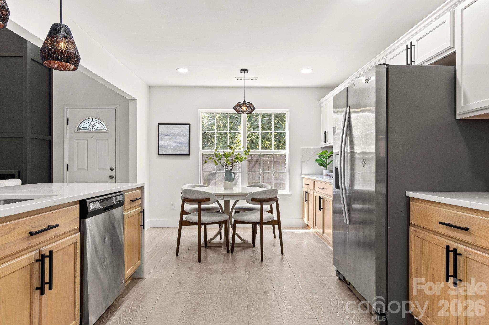 1153 Delander LN, Charlotte, NC 28214