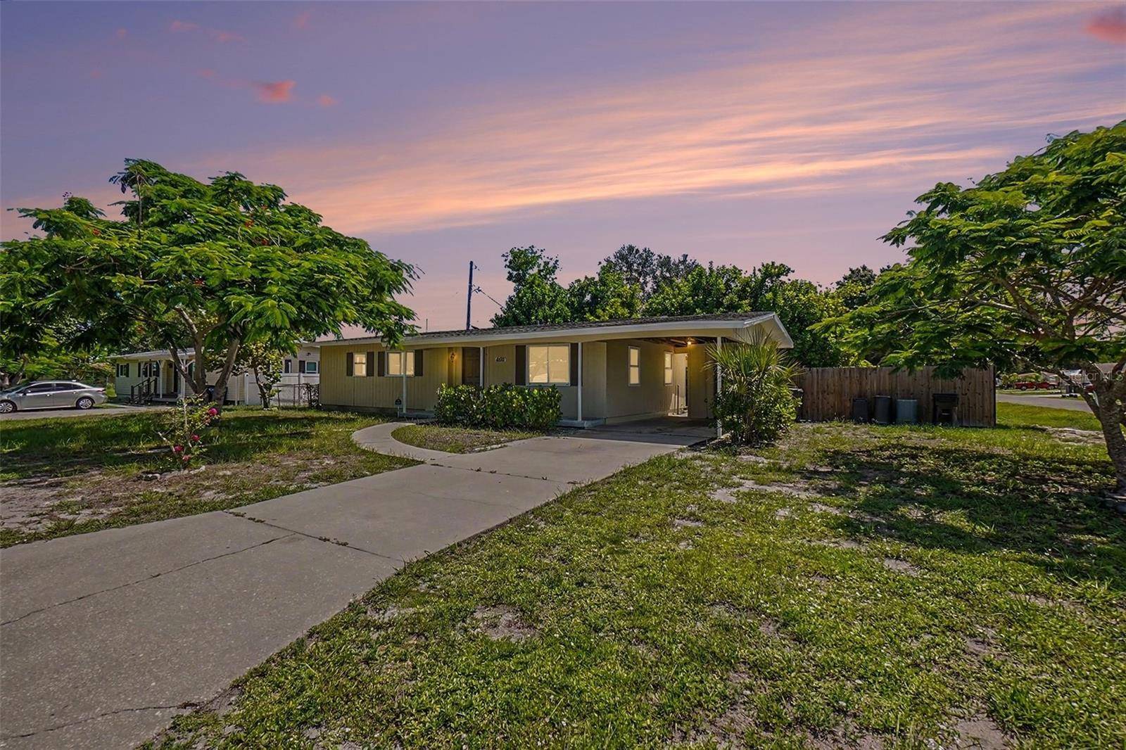 6515 3RD STREET CT W, Bradenton, FL 34207