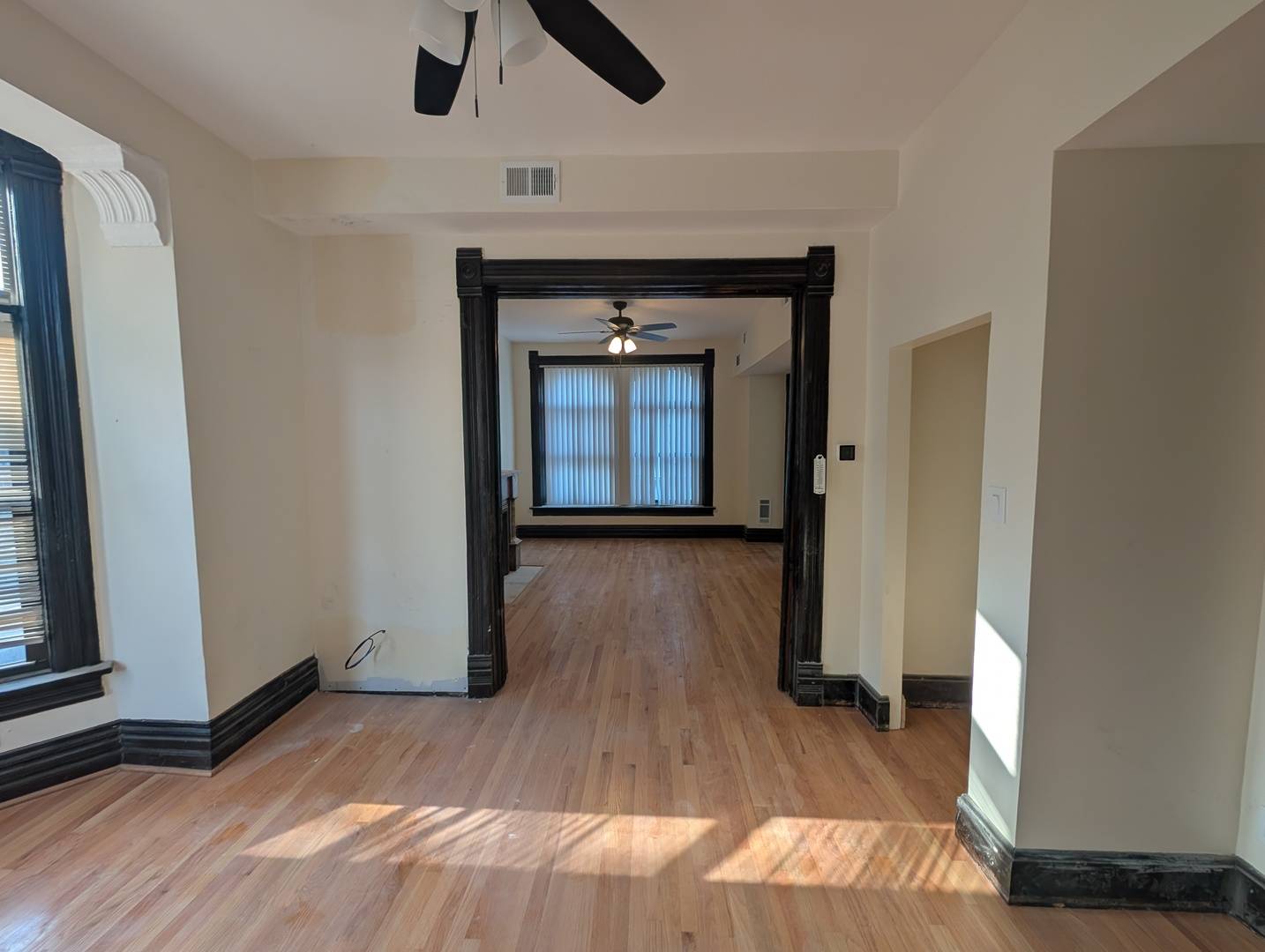 1481 W Erie ST #4F, Chicago, IL 60642