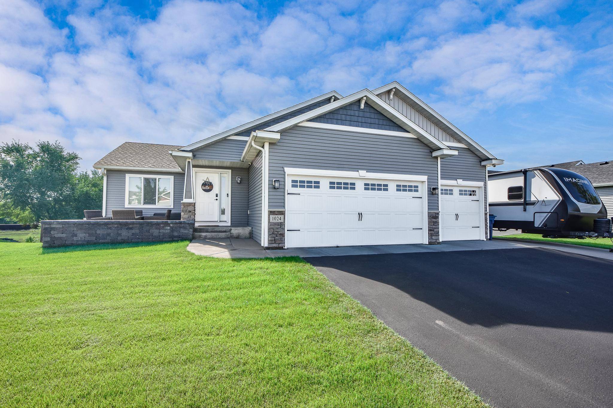 1024 Nicole AVE, Clearwater, MN 55320