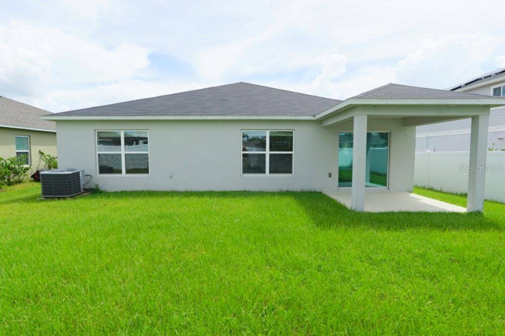 2894 MOSSHIRE CIR, St Cloud, FL 34772