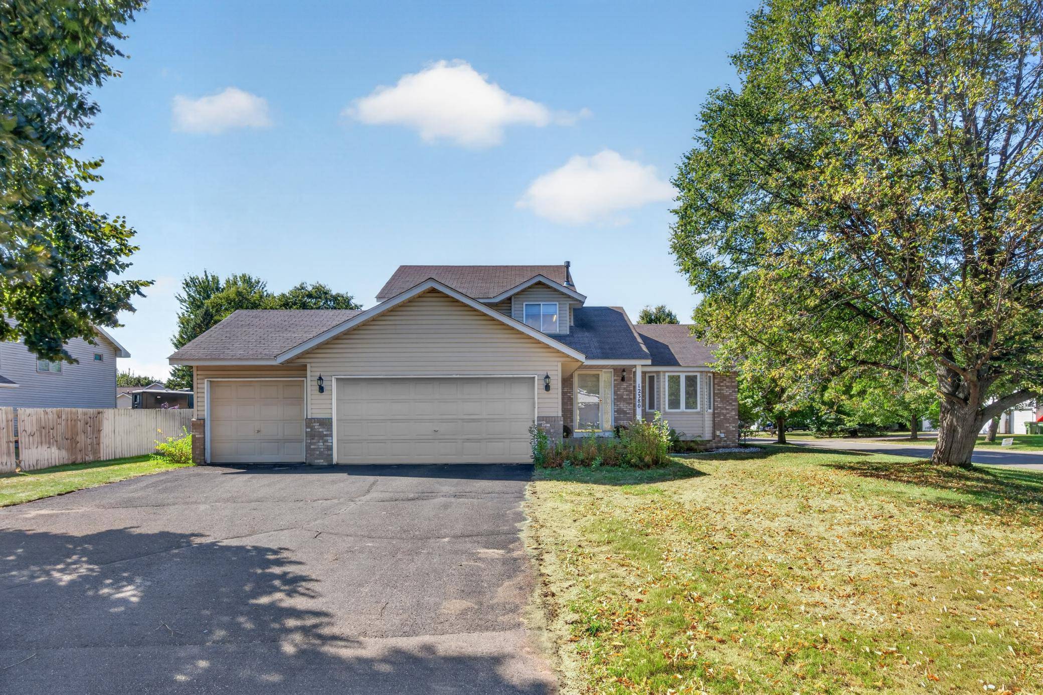 12380 Goodhue ST NE, Blaine, MN 55449