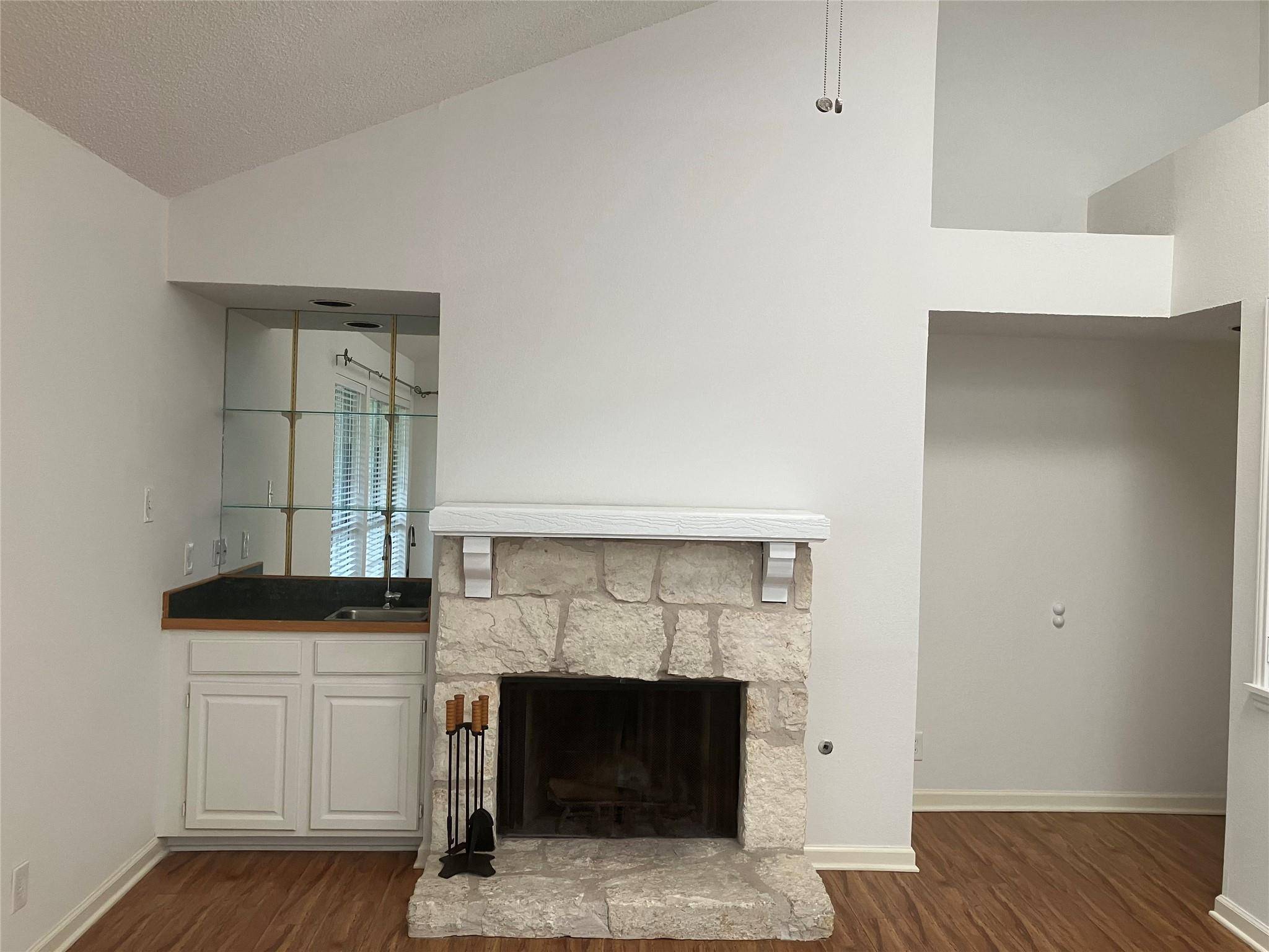 3809 Spicewood Springs RD #202, Austin, TX 78759