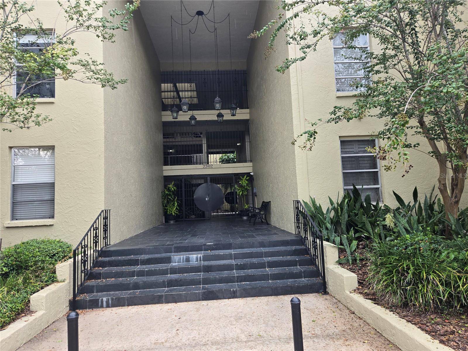 2302 S MANHATTAN AVE #214, Tampa, FL 33629