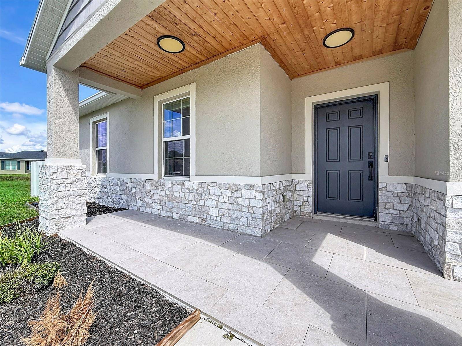 805 WHISPERING PINES RD, Cape Coral, FL 33993