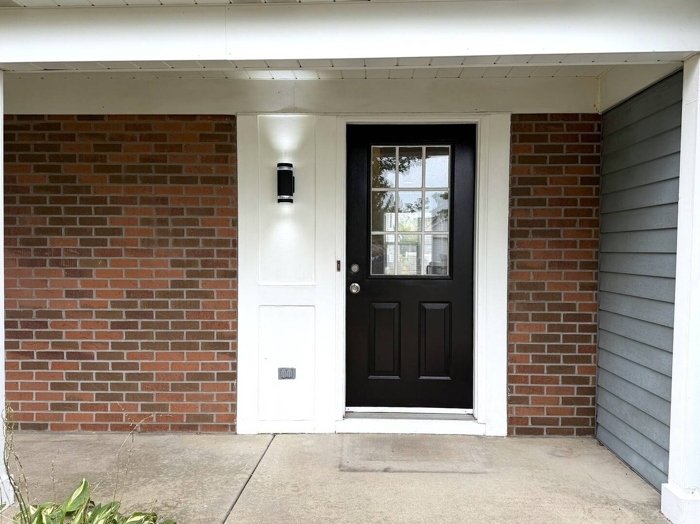 800 STANFORD LN #800, Carol Stream, IL 60188