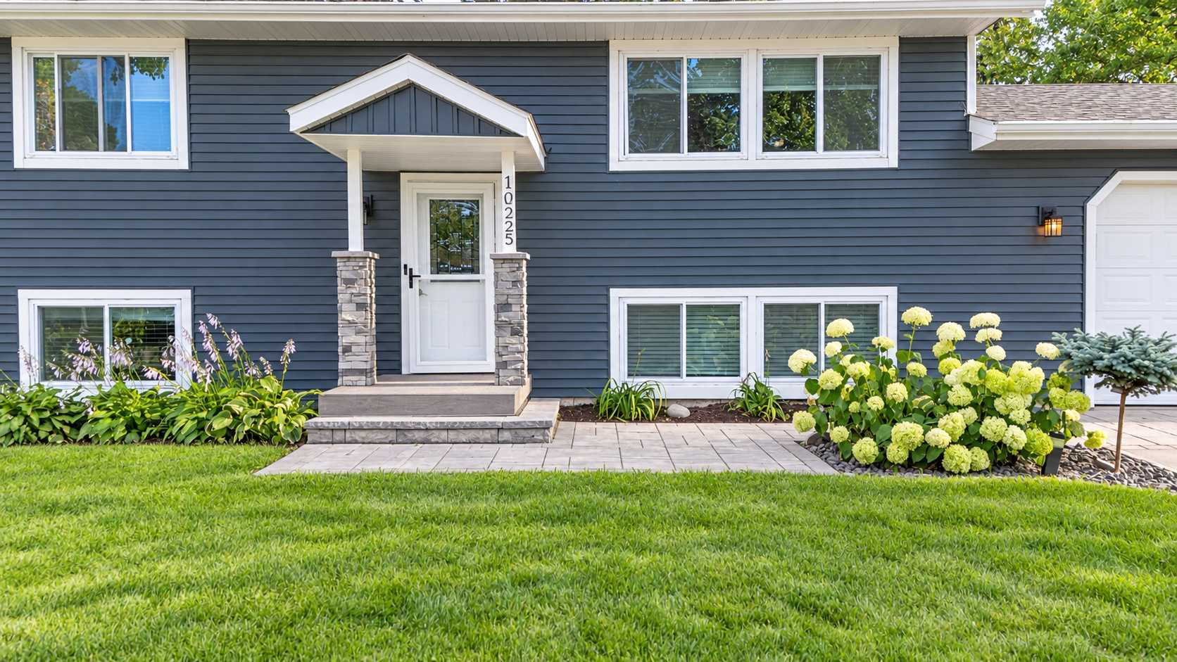 10225 99th AVE N, Maple Grove, MN 55369
