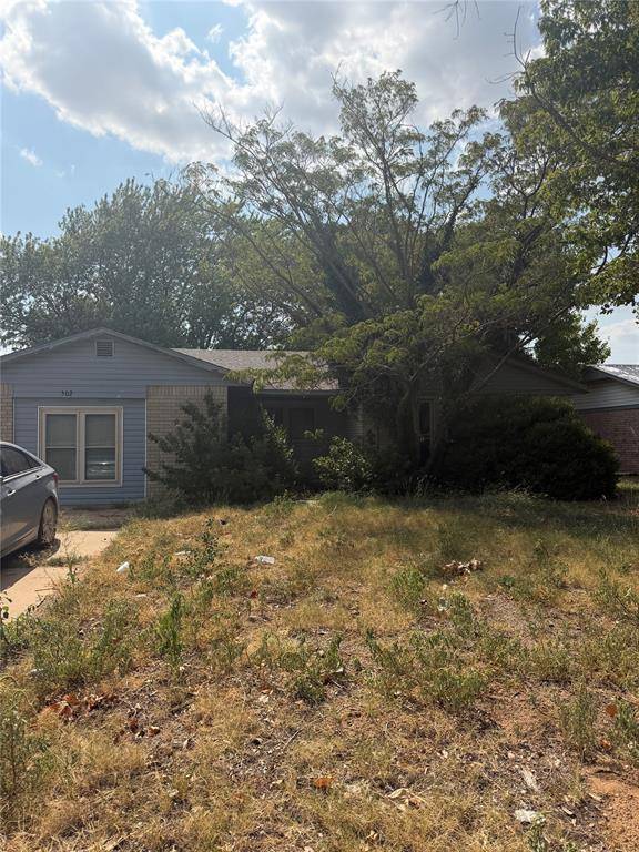 502 S Noble AVE, Watonga, OK 73772
