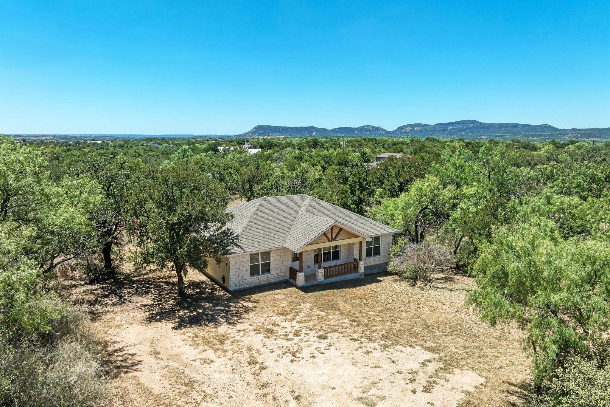 117 North Pass, Kingsland, TX 78639