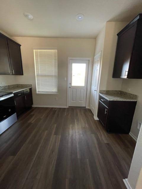 156 Purple Sandpiper LN, Leander, TX 78641
